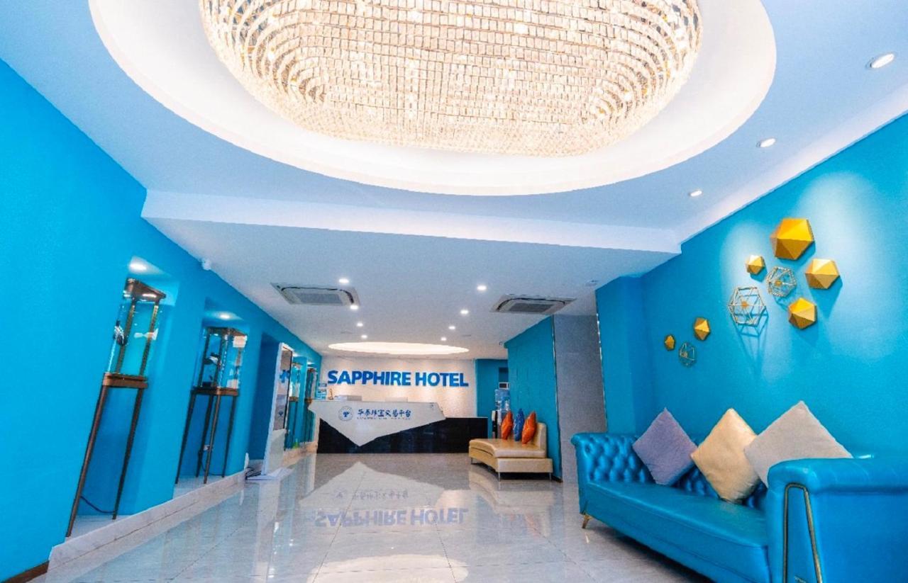 Sapphire Hotel Silom Bangkok Esterno foto Sapphire Hotel